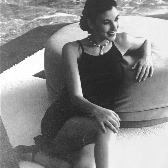 Meet your Posher, Angela - Picture 2 of 2